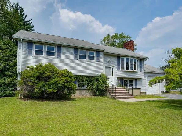 9 Eugene Rd, Burlington, MA 01803