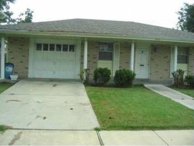 6009 W Esplanade Ave, Metairie, LA, 70003