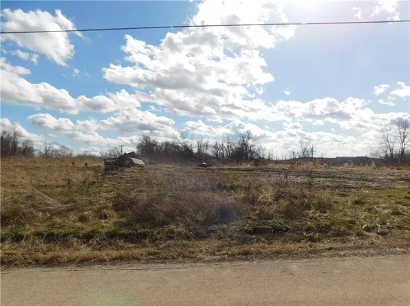 560 Old Rte #21, Mc Clellandtown, PA 15458