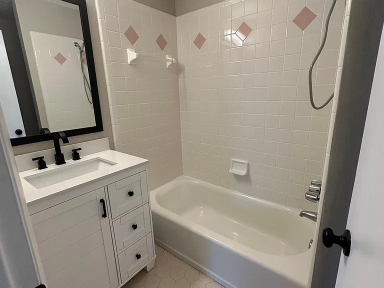 155 SW Prestige Way — Photo 9