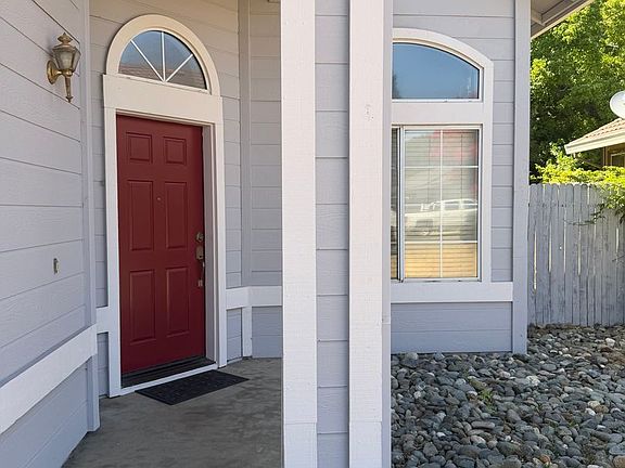 3rd image of 8317 Bramble Bush Cir