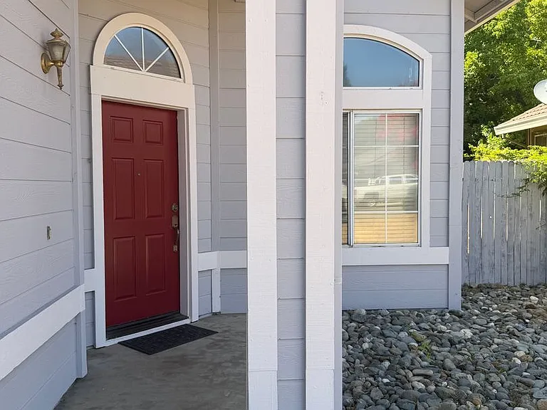 8317 Bramble Bush Cir — Photo 2