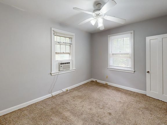 5th image of 3103 Celeron Ave APT 3