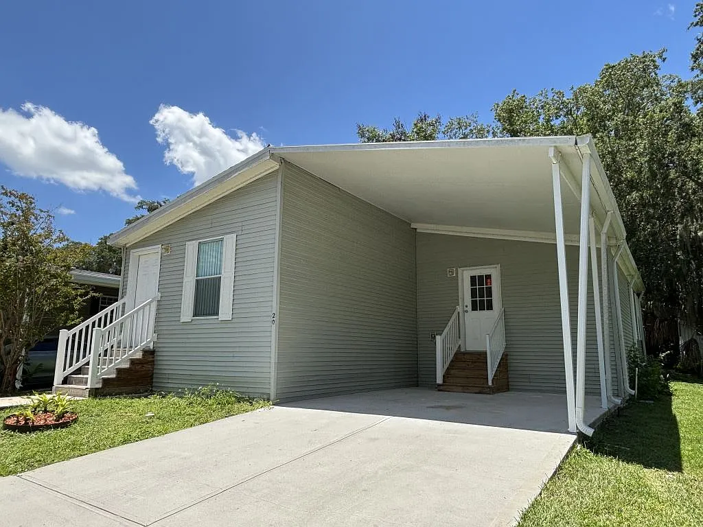 2 bed, 2.0 bath, 1440 sqft, $1,199 — Photo 1