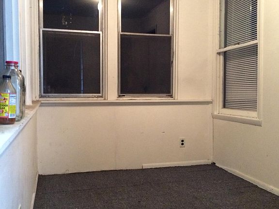 front 3-season porch