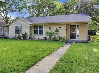 1121 Sheffield St, Bellaire, TX 77401