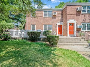 78-01 226th St #193, Oakland Gardens, NY 11364