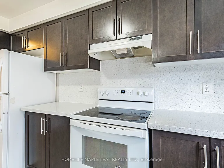 67 Benhurst Cres — Photo 19