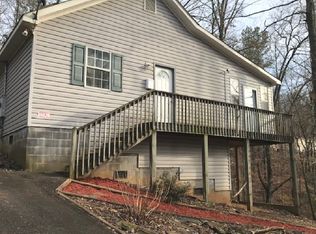 447 Wildcat Creek Rd, Talking Rock, GA 30540