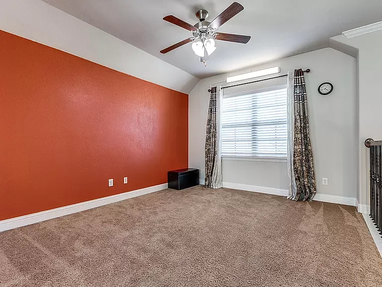 8609 McCutchins Dr — Photo 17