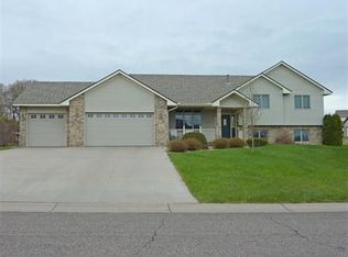 19361 Vernon St NW, Elk River, MN 55330