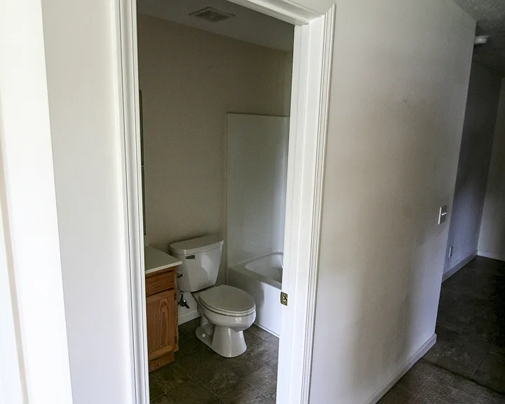 845 Kinniard Rd — Photo 4
