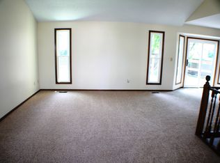 8533 E Creed St, Wichita, KS 67210