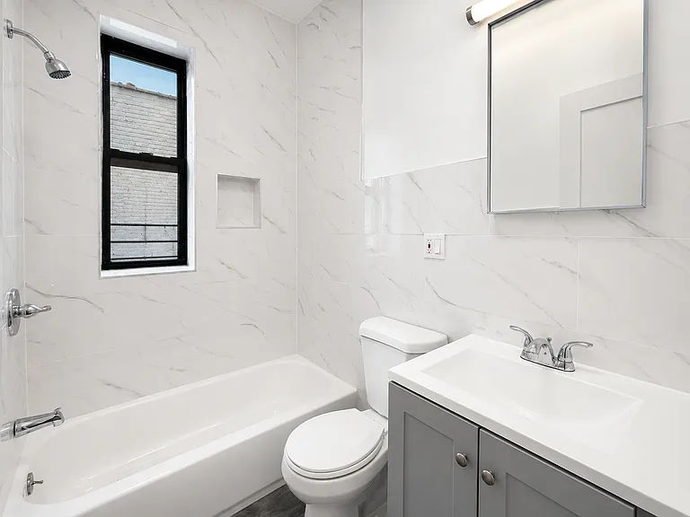 645 Vermont St #2F — Photo 6