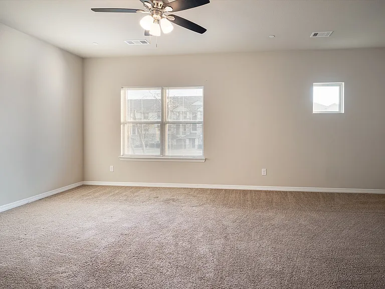 2721 Vine Ct — Photo 19