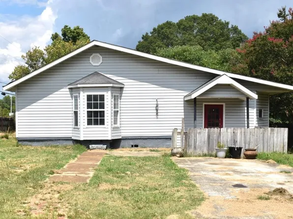 104 Osteen Cir, Florence, AL 35630