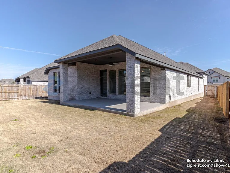 256 Eagle Ford Dr — Photo 20