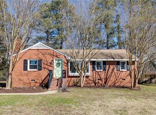 10308 Huntersdell Ln, North Chesterfield, VA 23235