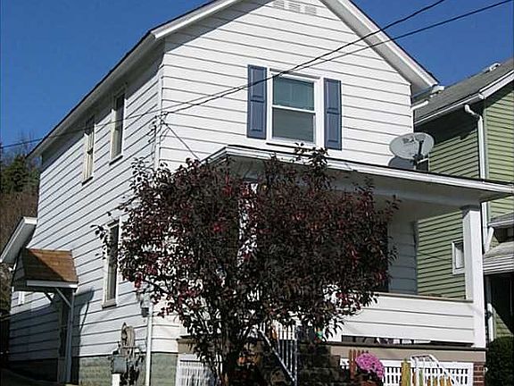 2nd image of 128 Orchard Ave