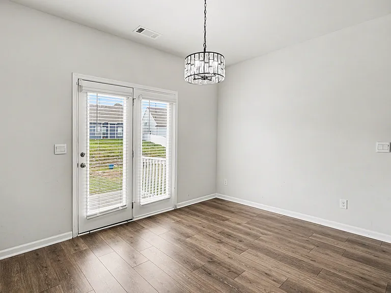 709 Pintail Pointe — Photo 8