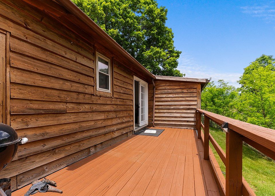 10th image of 1097 Mount Zion Rd