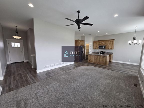 5th image of 4039 N Livingston Ave