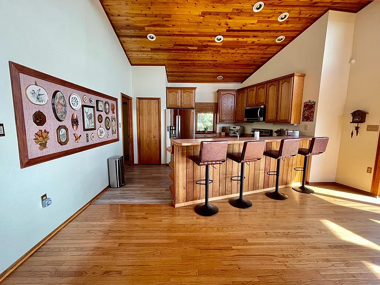 61 Moonridge Ln — Photo 6