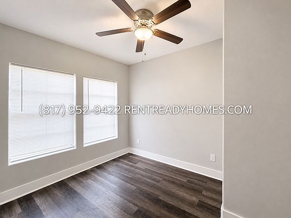 2nd image of 102 Anderson St