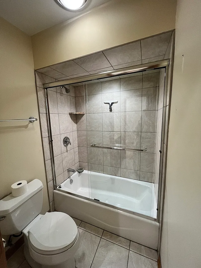 2 bed, 1.5 bath, $2,350 — Photo 4