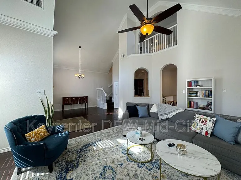 6213 Park Meadow Ln — Photo 3
