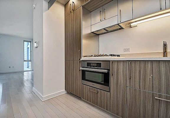 3rd image of 250 Bedford Ave #405