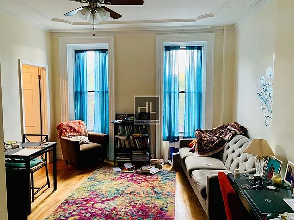 2nd image of 177 Park Pl APT 2