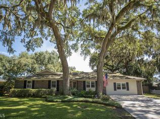 110 Dove Ln, Savannah, GA 31406