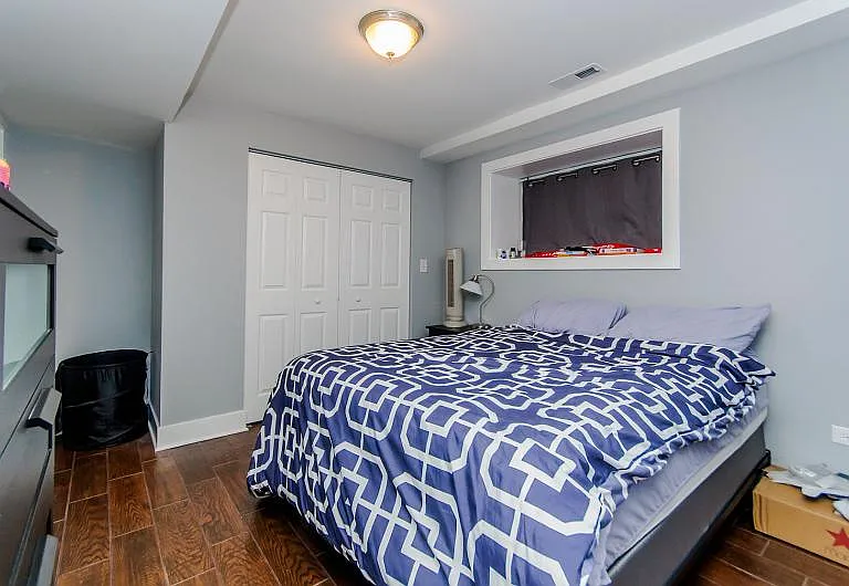 2342 W Augusta Blvd #1R — Photo 3