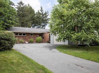 3 Somersby Ct, Buffalo, NY 14221