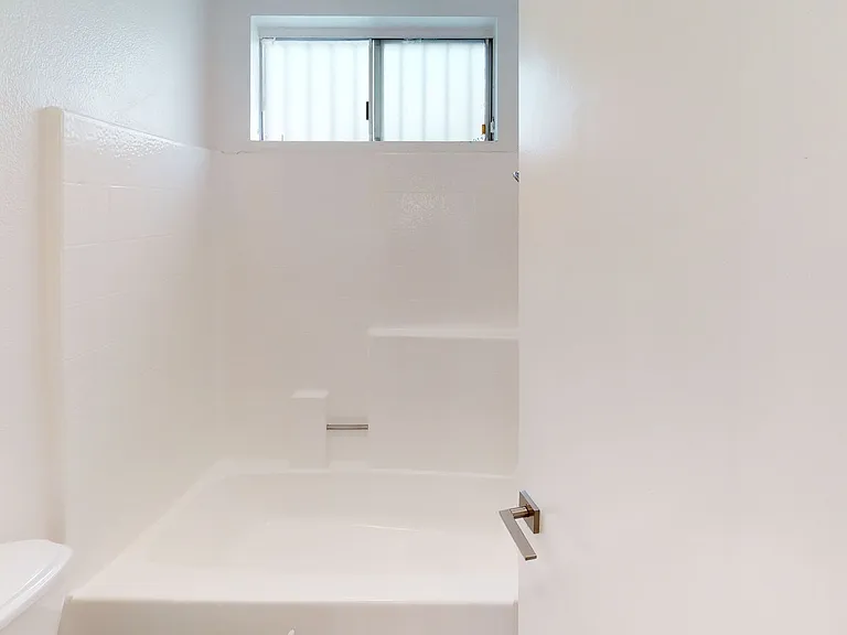 Clark Apartments...Gorgeous 2 Story Penthouse...Full Amenities...CALL NOW! — Photo 13