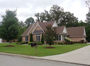 103 Woodson Dr, Tullahoma, TN 37388