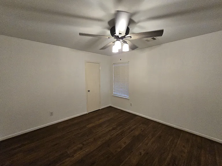 6718 Hawthorne Falls Ln — Photo 4