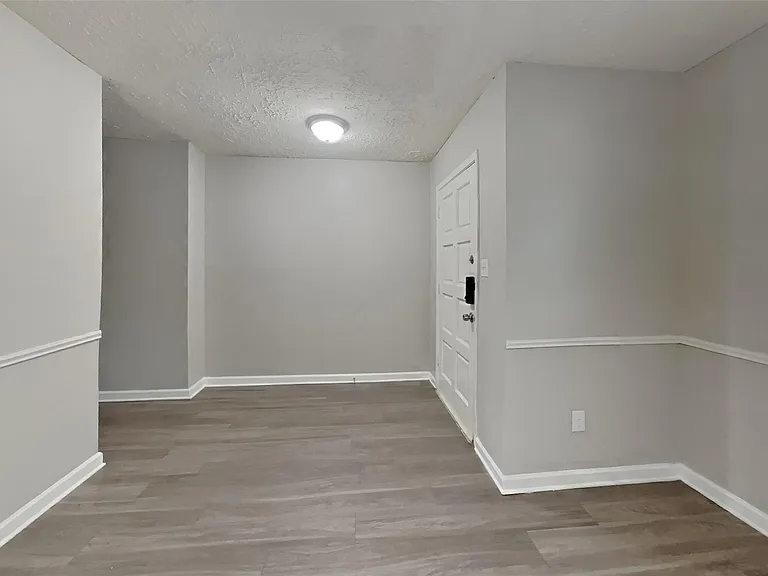 14227 Bella Dr — Photo 8