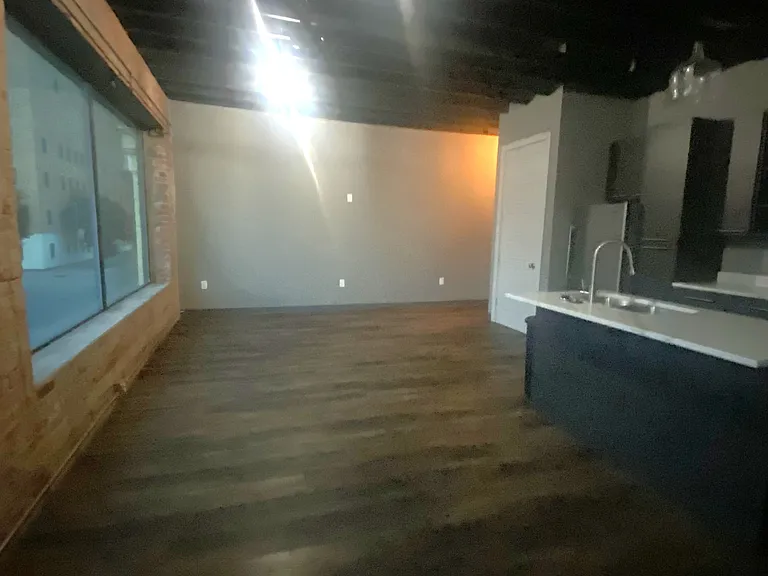 901 9th St #LOFT C — Photo 6