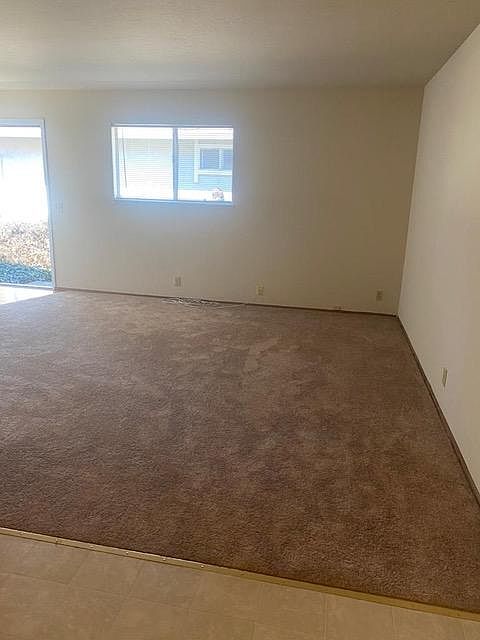 1st image of 464 Bryan Ave