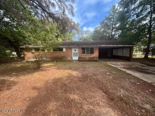 131 Grenada Ln, Greenwood, MS 38930