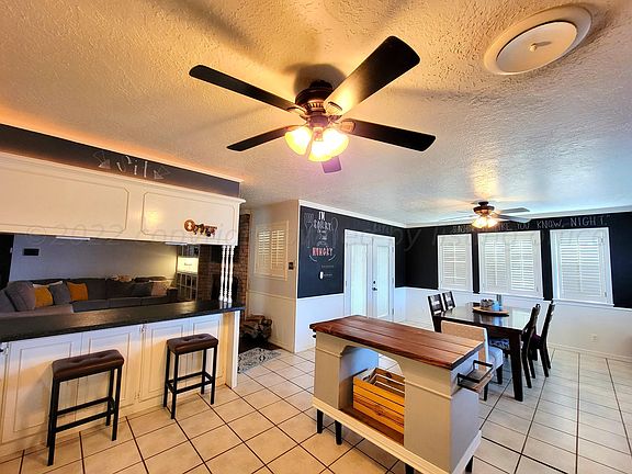 4th image of 2200 Dogwood Ln