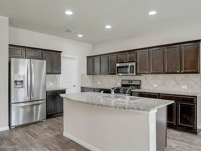 2908 Tilmon Ln — Photo 8