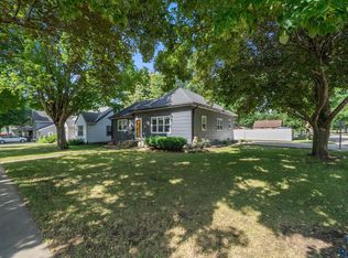 923 N Spring St, Luverne, MN 56156