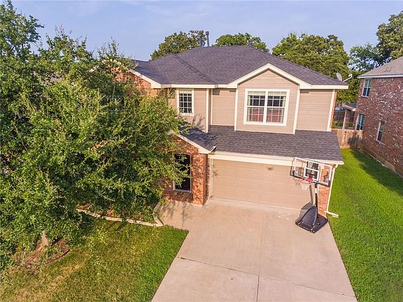 2nd image of 6703 Glade Dr