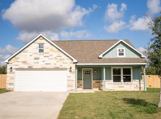 329 String Prairie Way, Smithville, TX 78957