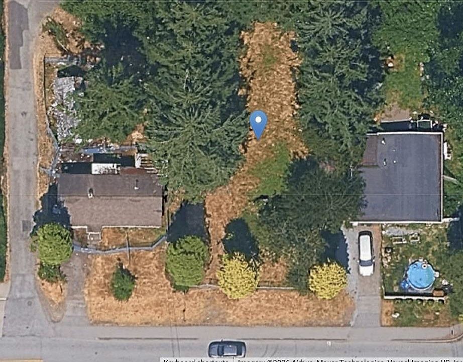 1st image of 15243 17a Ave