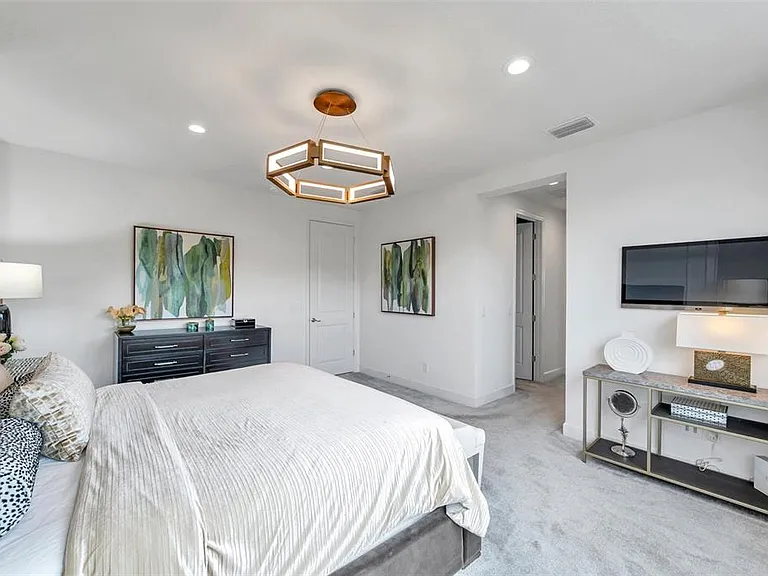 32203 Mahogany Valley Dr — Photo 32