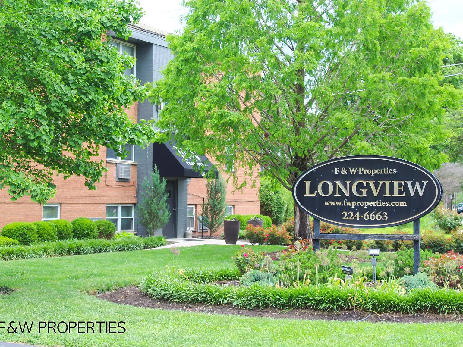 LongView Apartments — Photo 2